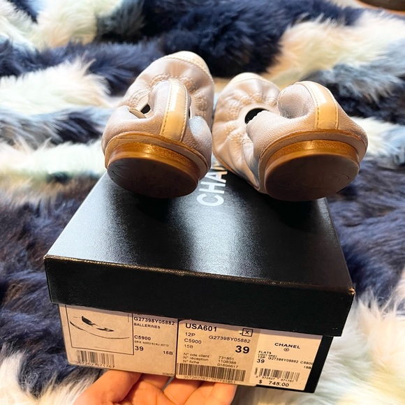 🔅 CHANEL Flats 🔅 - Picture 7 of 8